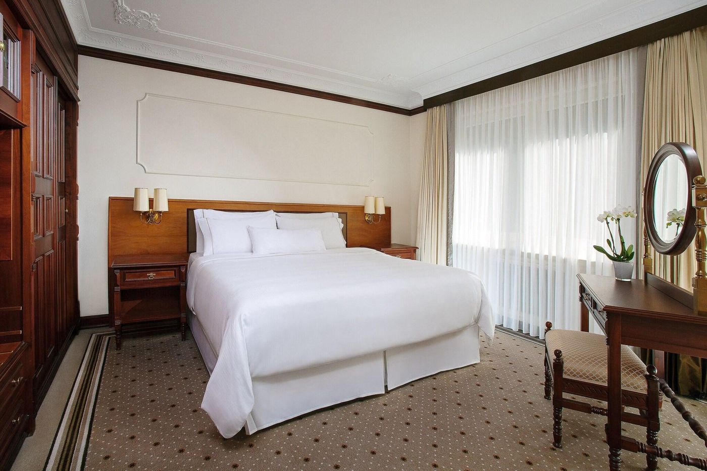The-Westin-Grand-Berlin-Room-33