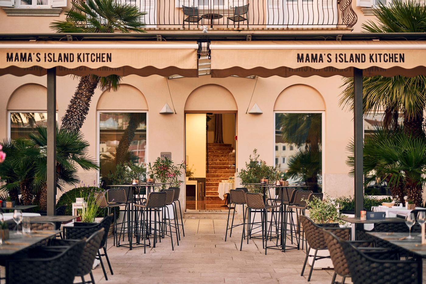 Apoksiomen-by-OHM-Group-Restaurant-5