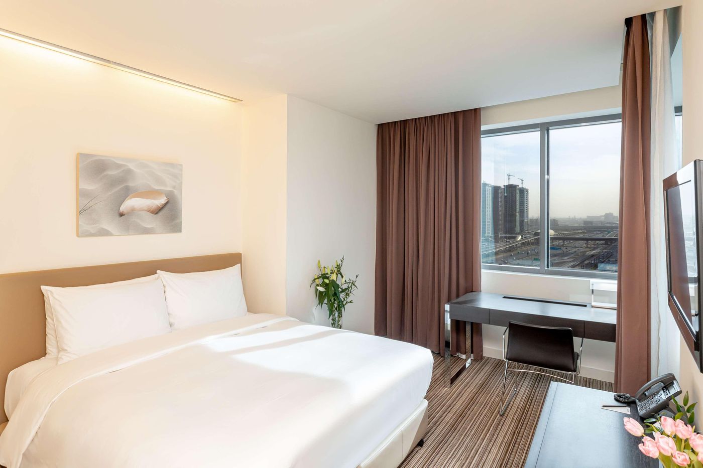 Radisson-Blu-Residence-Dubai-Marina-Room-12