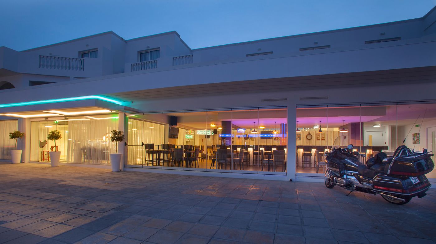 Princessa Vera Hotel Apartments