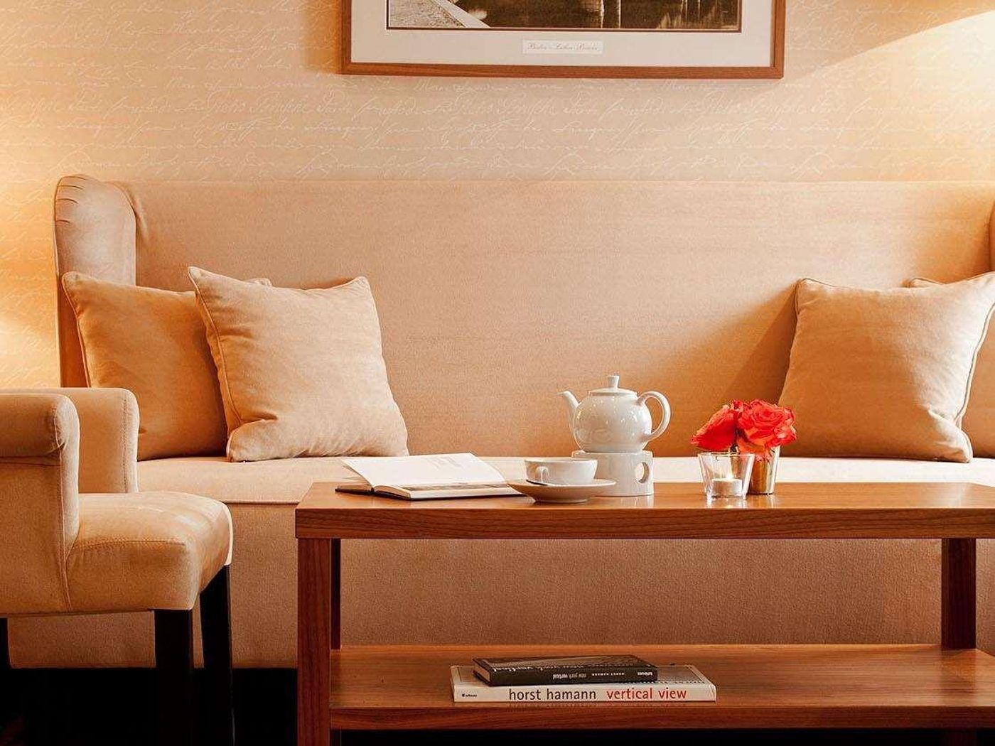 Abion-Villa-Suites-Lobby-11