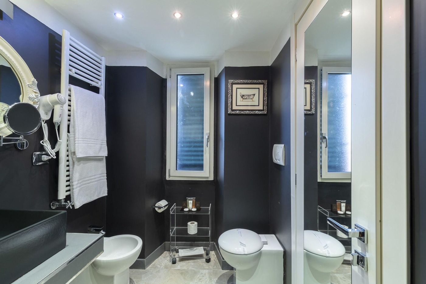 Columbia-Charming-Spa-Room-65