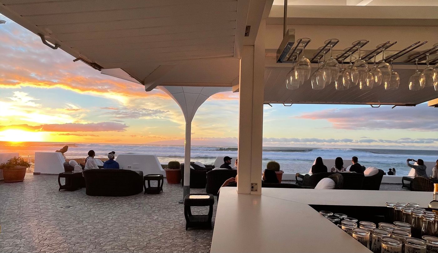 Europe-Villa-Cortes-Bar-21