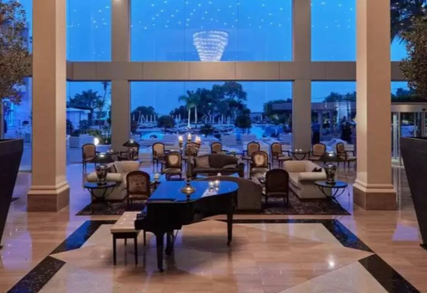 Grecian-Park-Hotel-Lobby-50