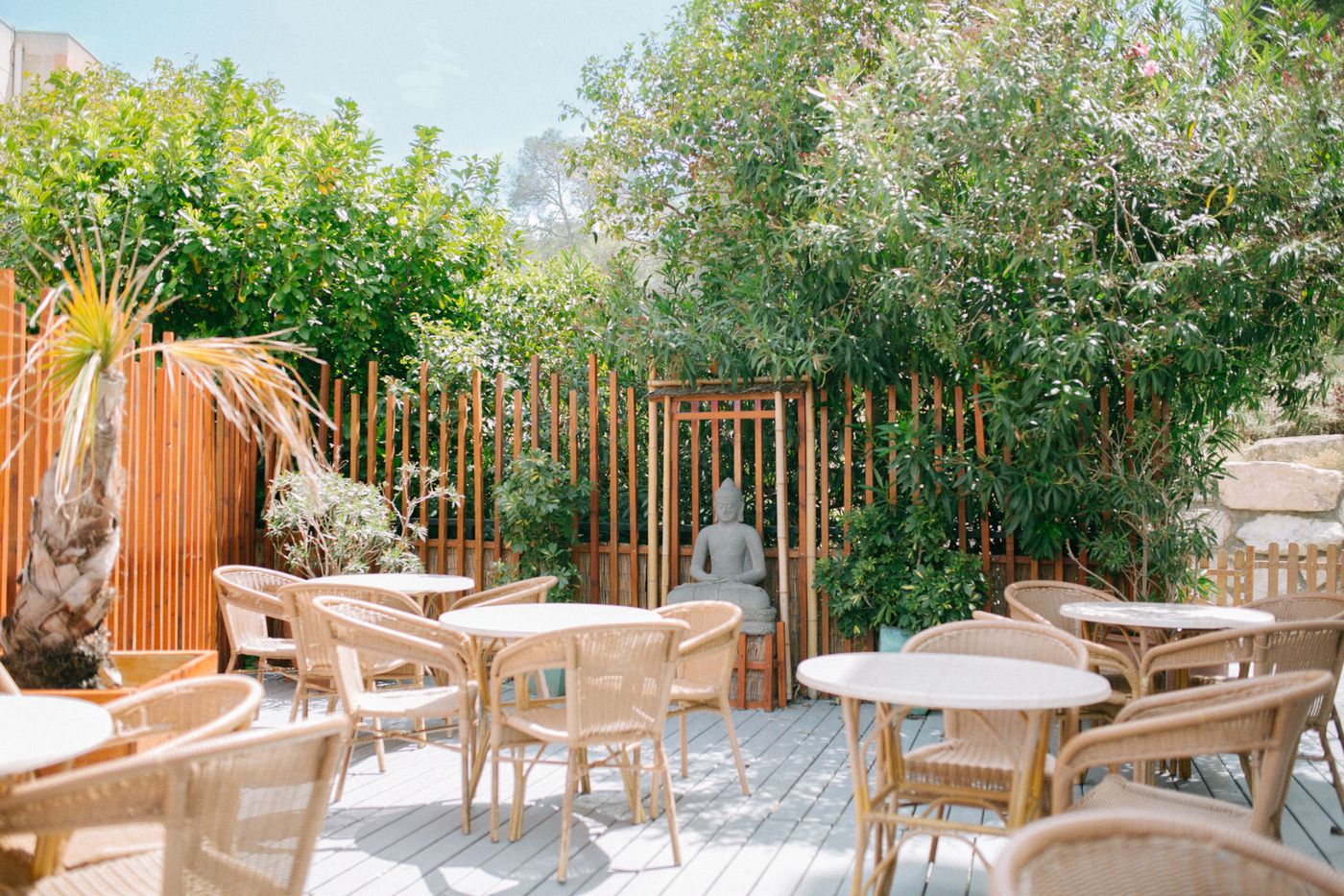 Festival-Village-Bar-7