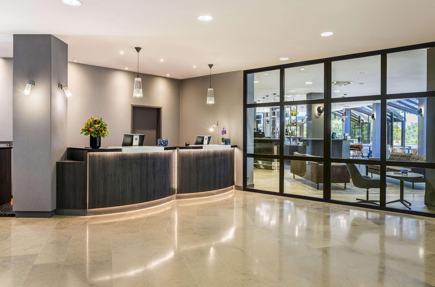 NH Luxembourg Airport-Luxembourg-SENNINGERBERG-Lobby-7