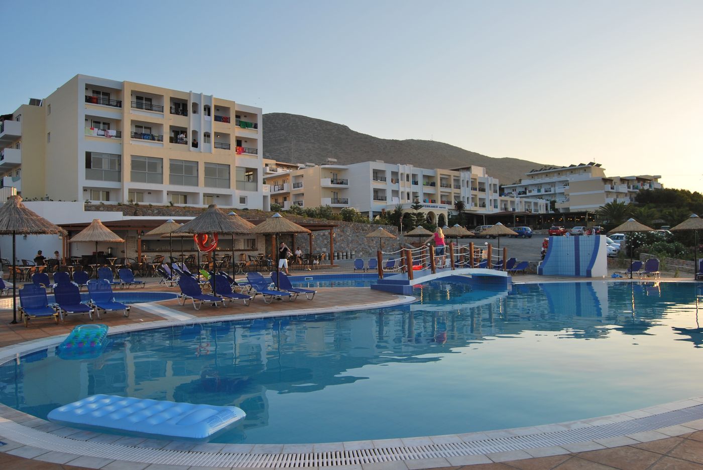 Mediterraneo-Hotel-General-view-9