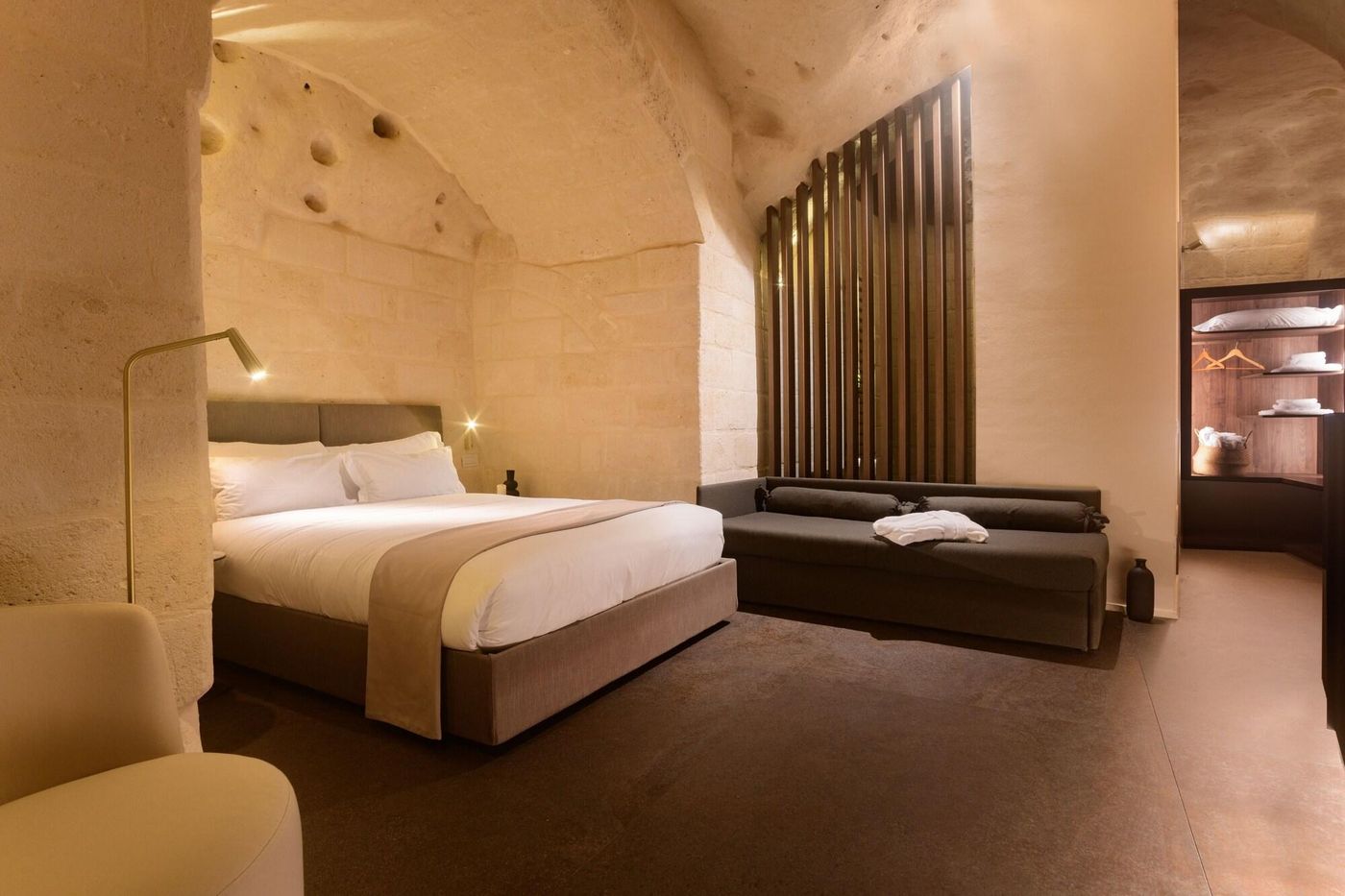 Le Malve Cave Retreat-Italy-MATERA-Room-9