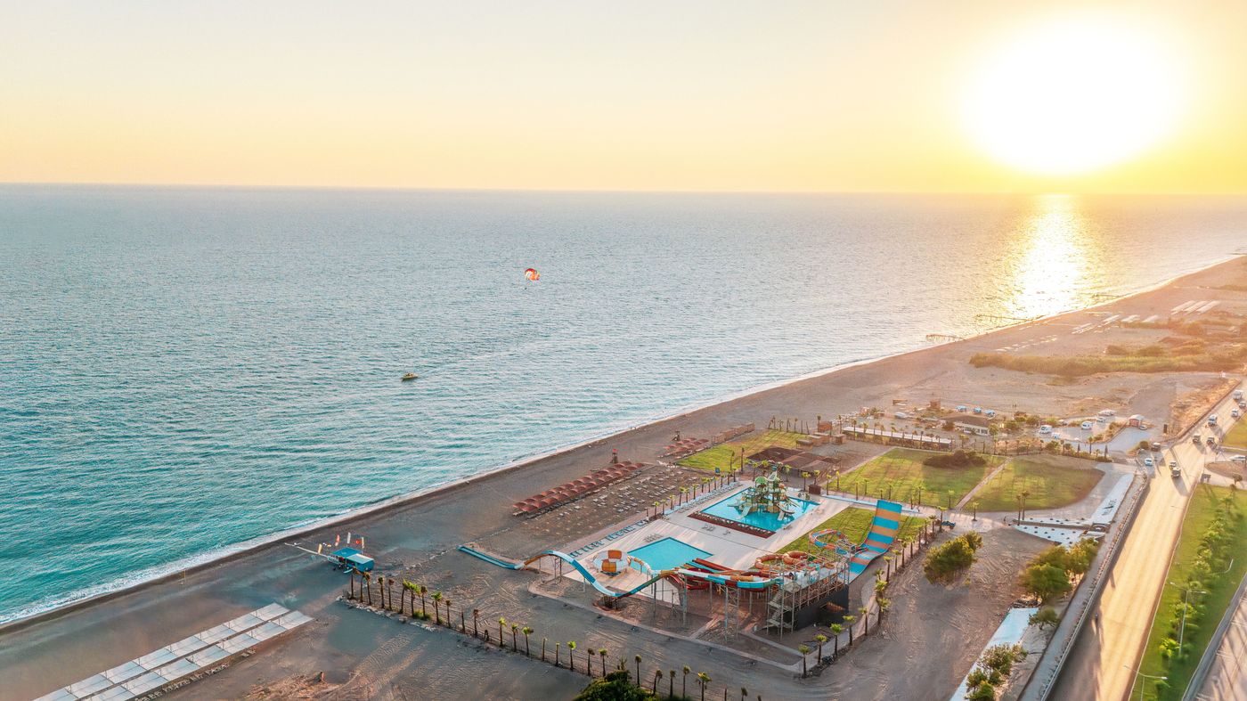 Casa Fora Beach Resort