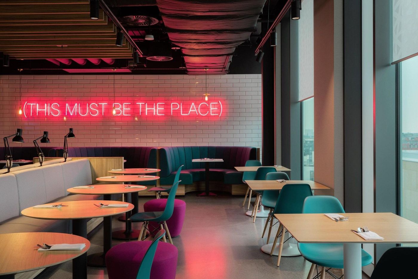Aloft-Dublin-City-Restaurant-23
