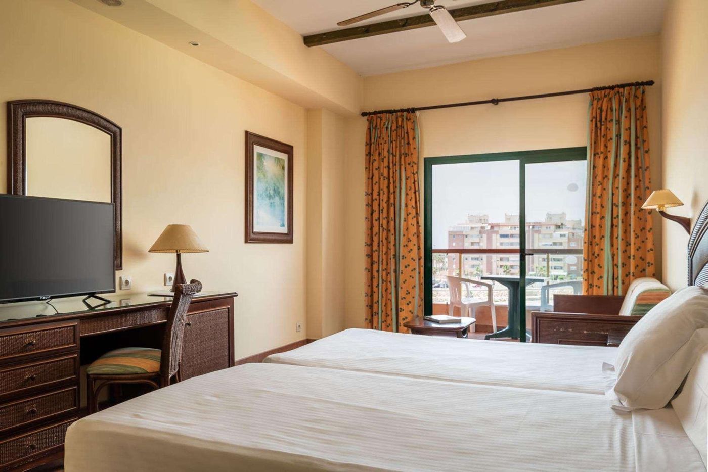 Alegria-Colonial-Mar-Room-26