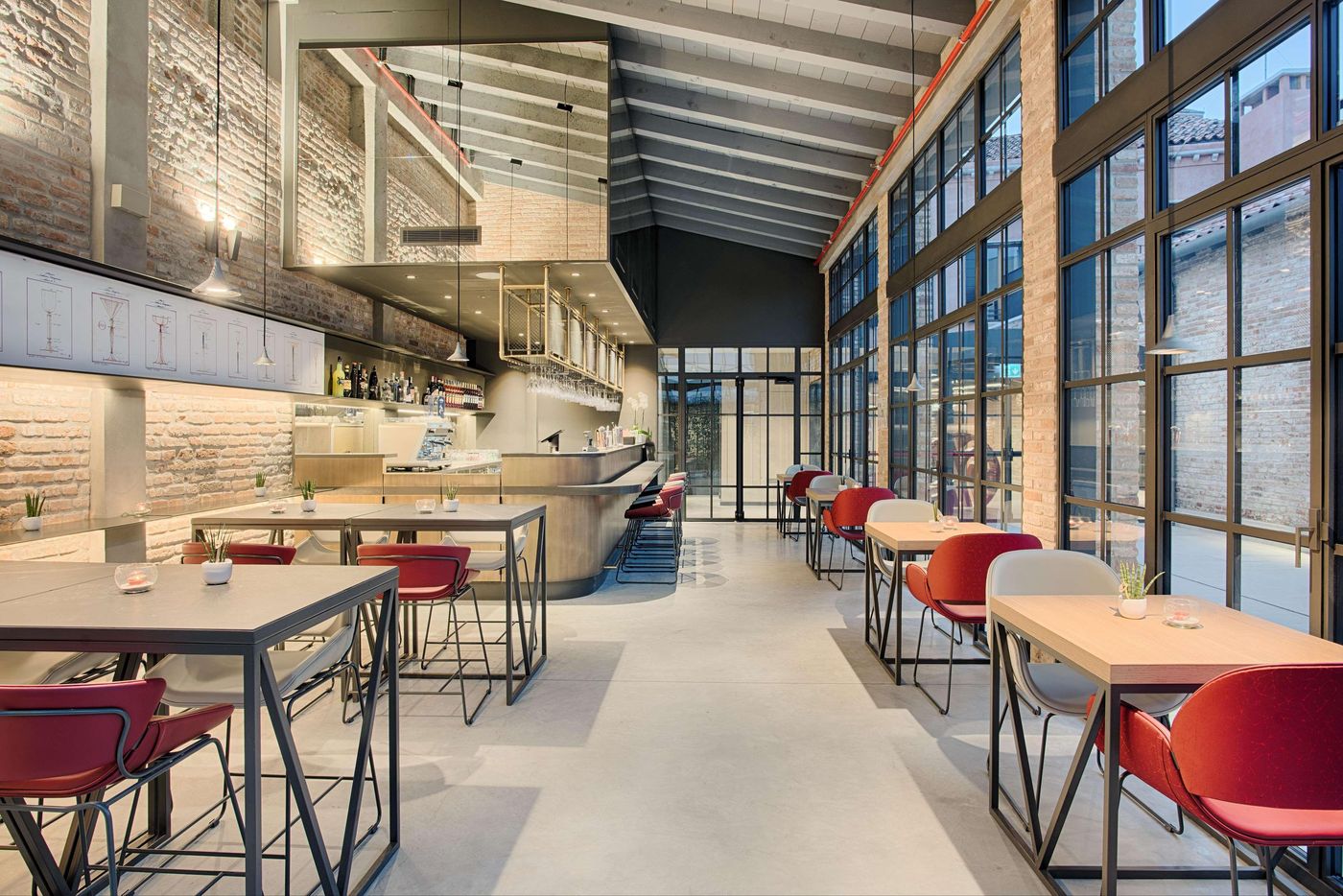 NH-Collection-Venezia-Murano-Villa-Bar-14