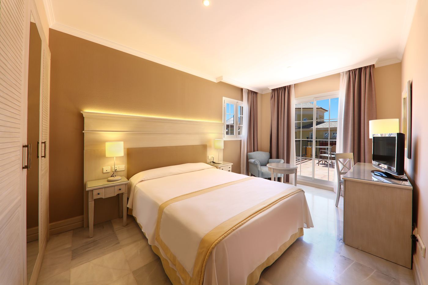 Iberostar-M----laga-Playa-Room-31