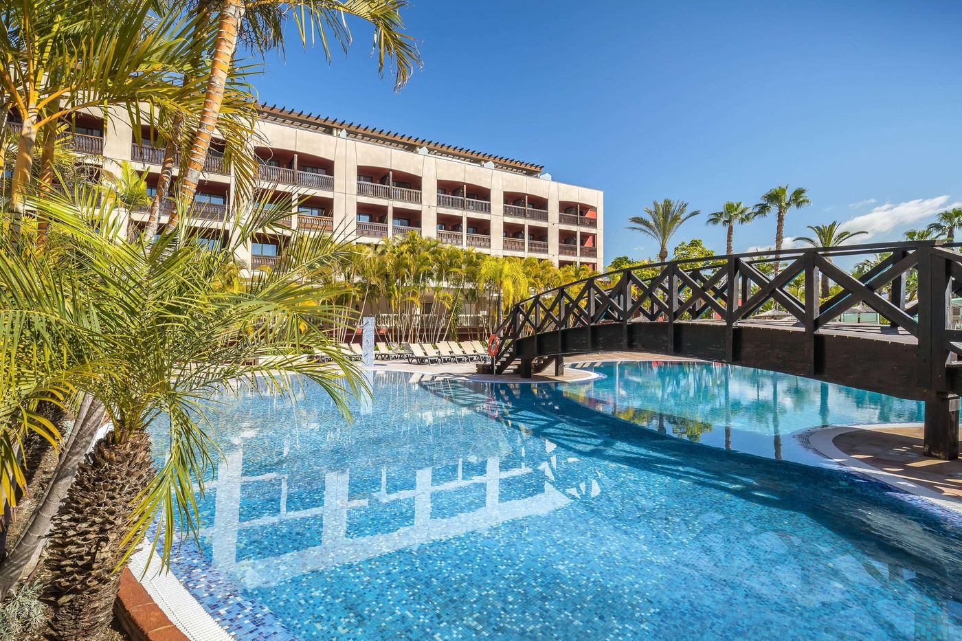 Barcelo-Marbella-Pool-1