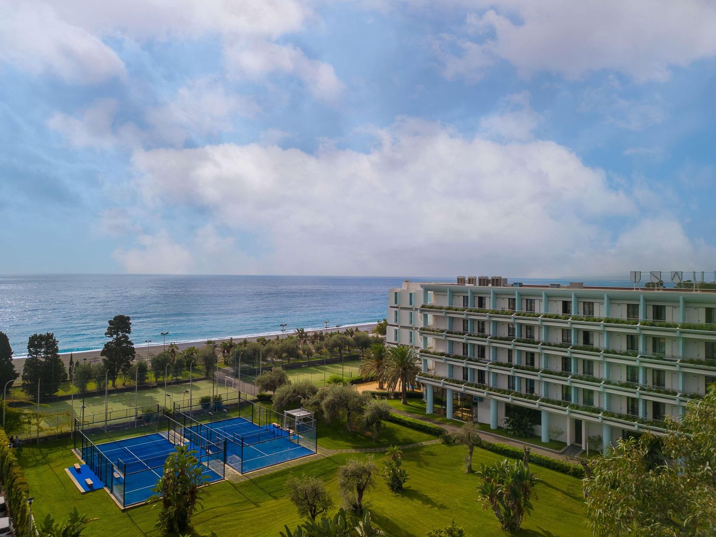Unahotel-Naxos-Beach-General-view-11
