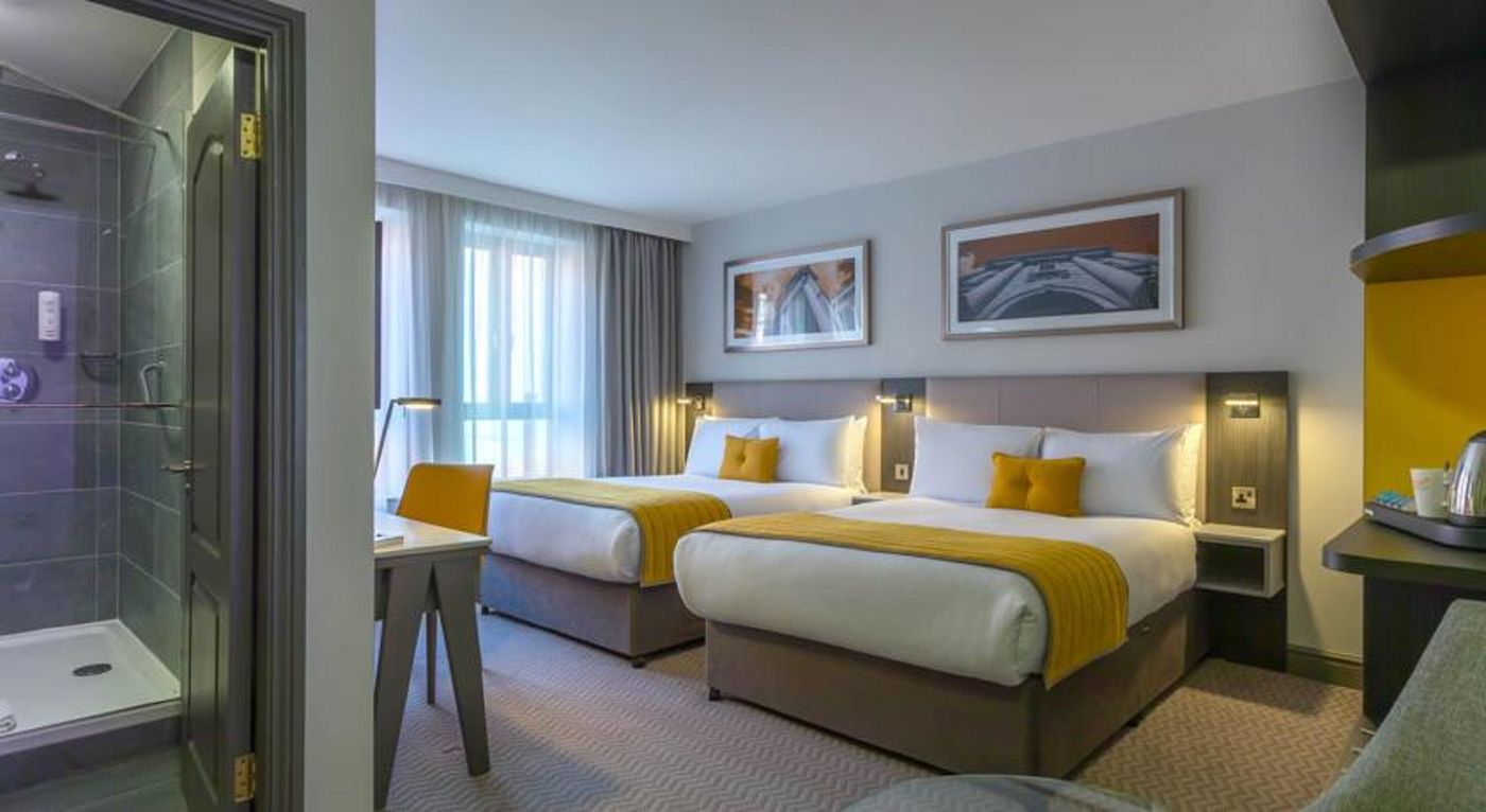 Maldron-Hotel-Pearse-Street-Room-21