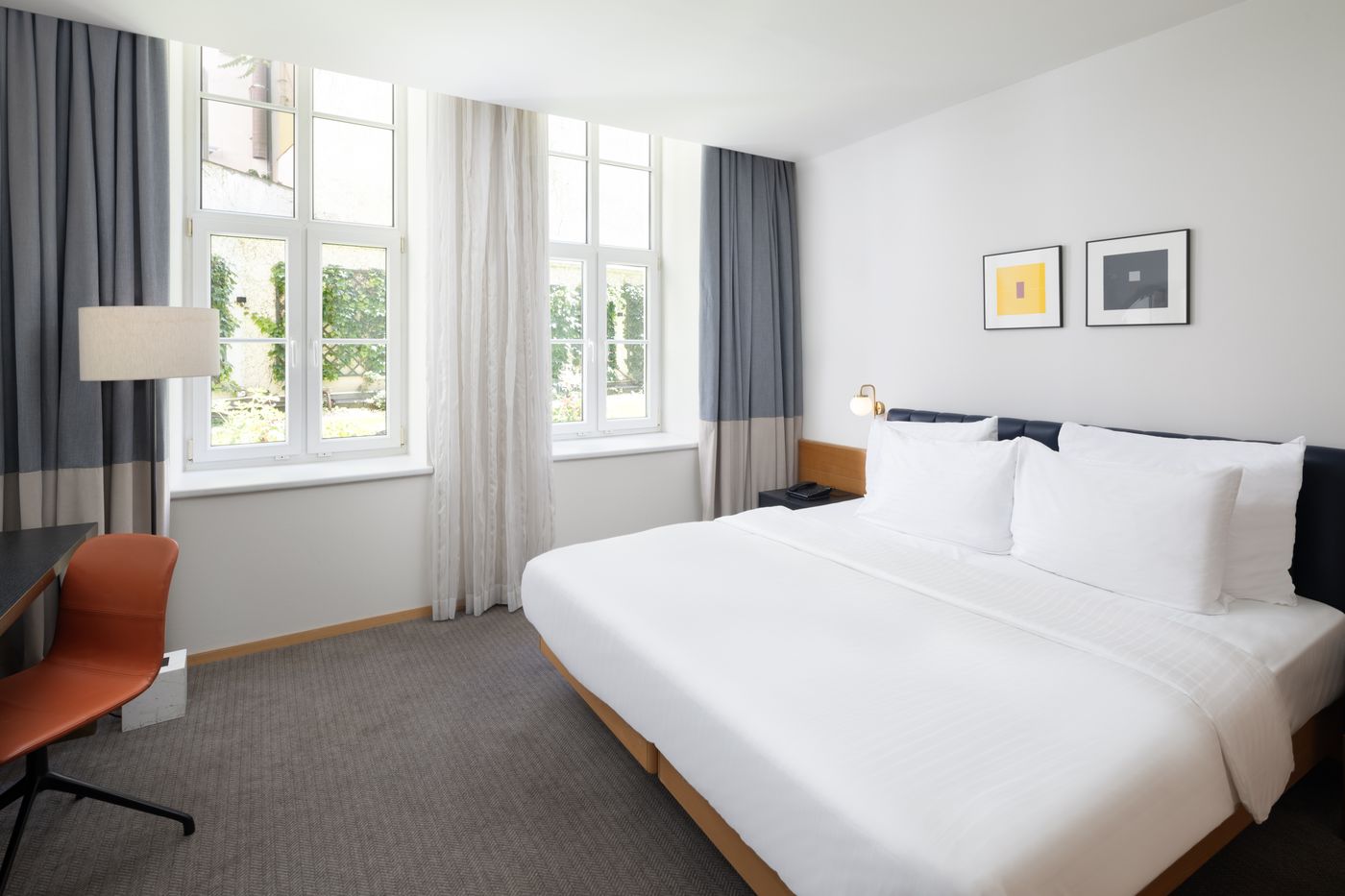 K-K-Hotel-Fenix-Room-30