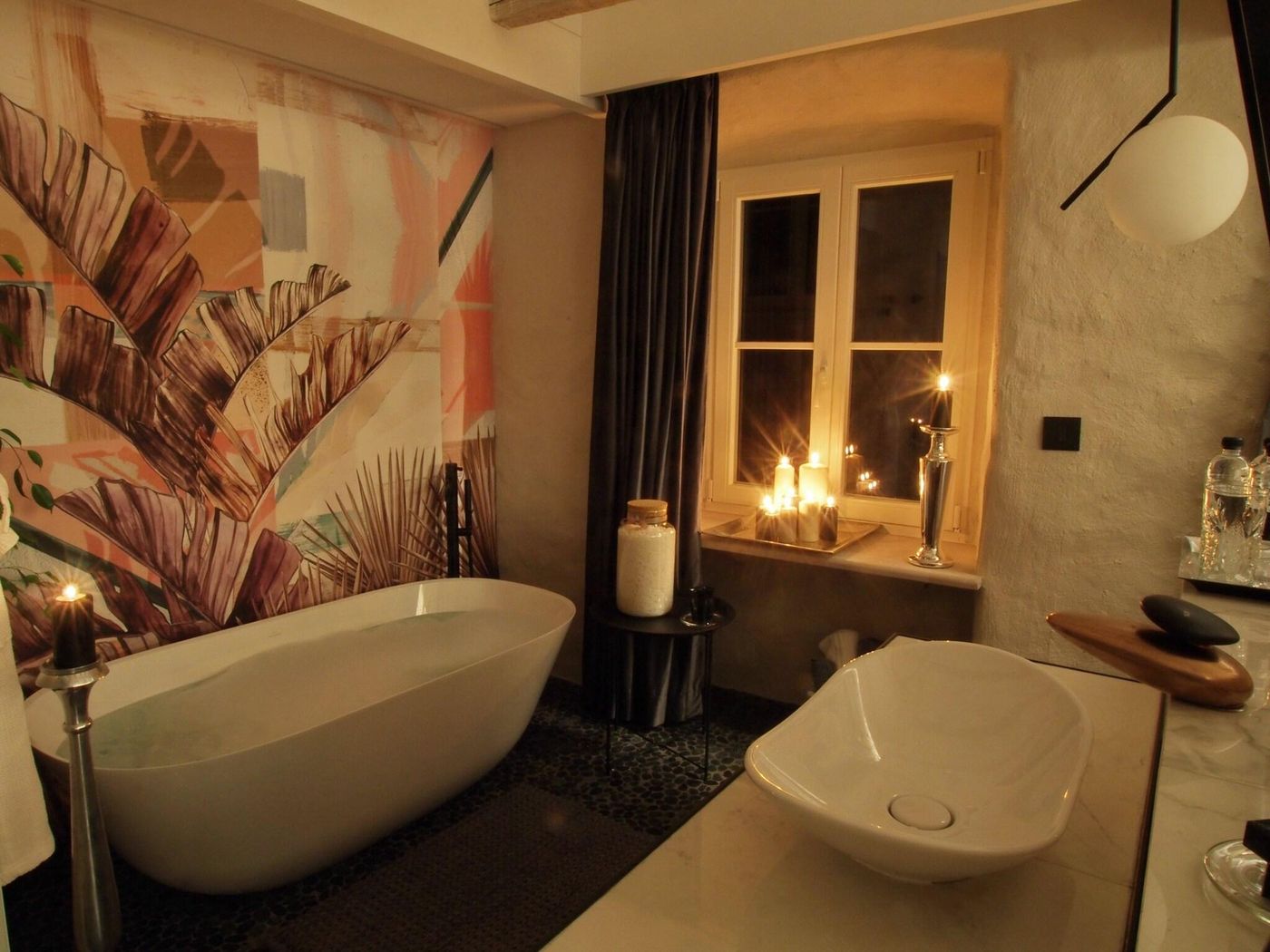 La-Vita-e-Bella-IV-Room-14