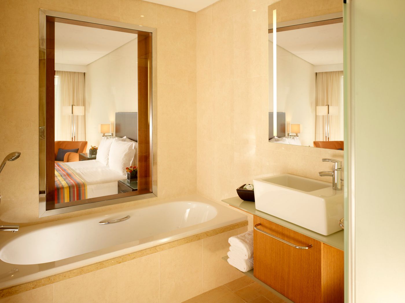 Kernos-Beach-Room-37