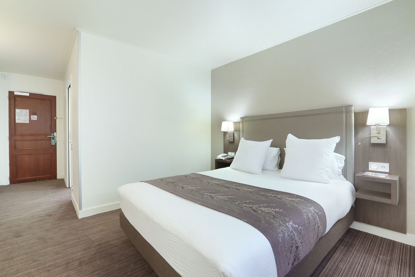 Hotel-Beaugrenelle-Tour-Eiffel-Room-14