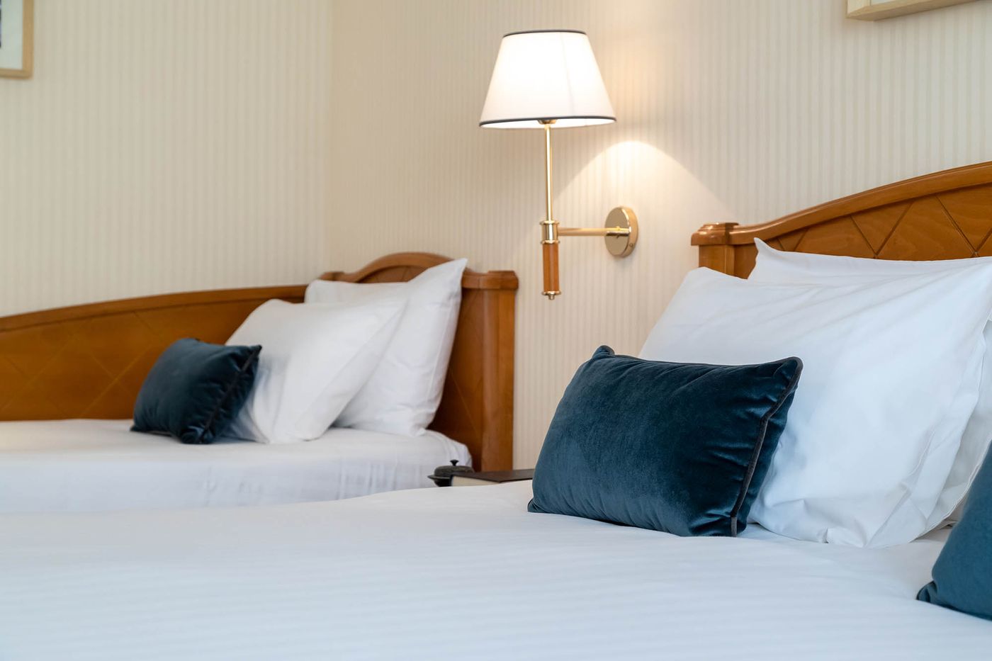 Hotel-Etats-Unis-Opera-Room-28