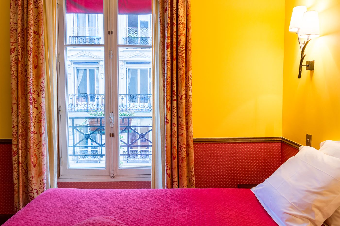 Le-Relais-Monceau-Room-3