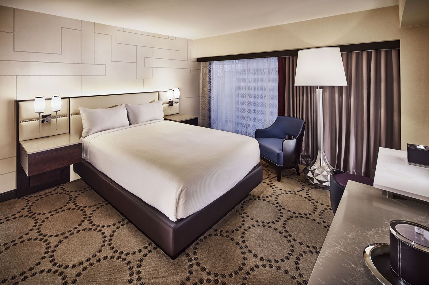 Harrah-s-Las-Vegas-Casino---Hotel-Room-9