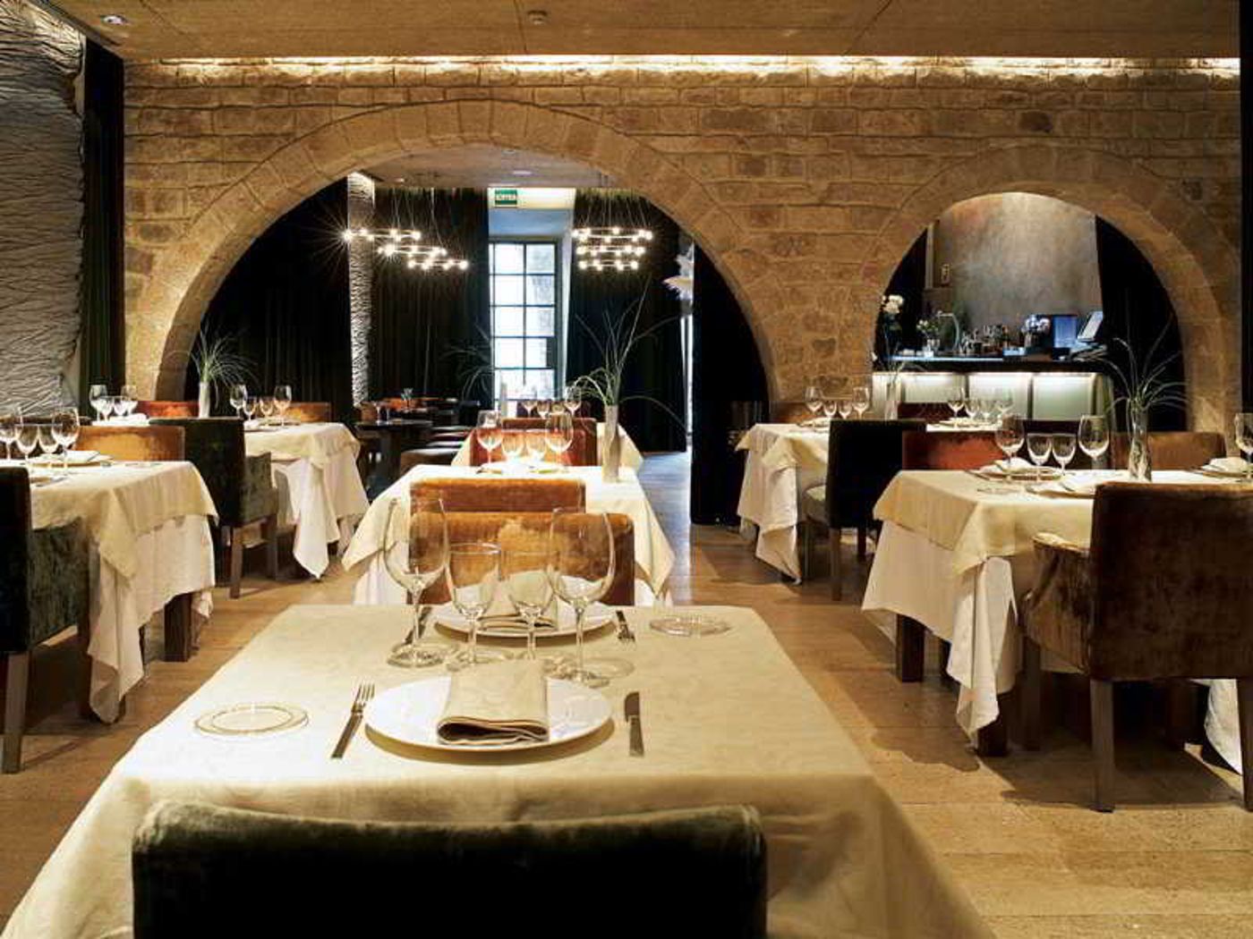 Neri-Spain-BARCELONA-Restaurant-6