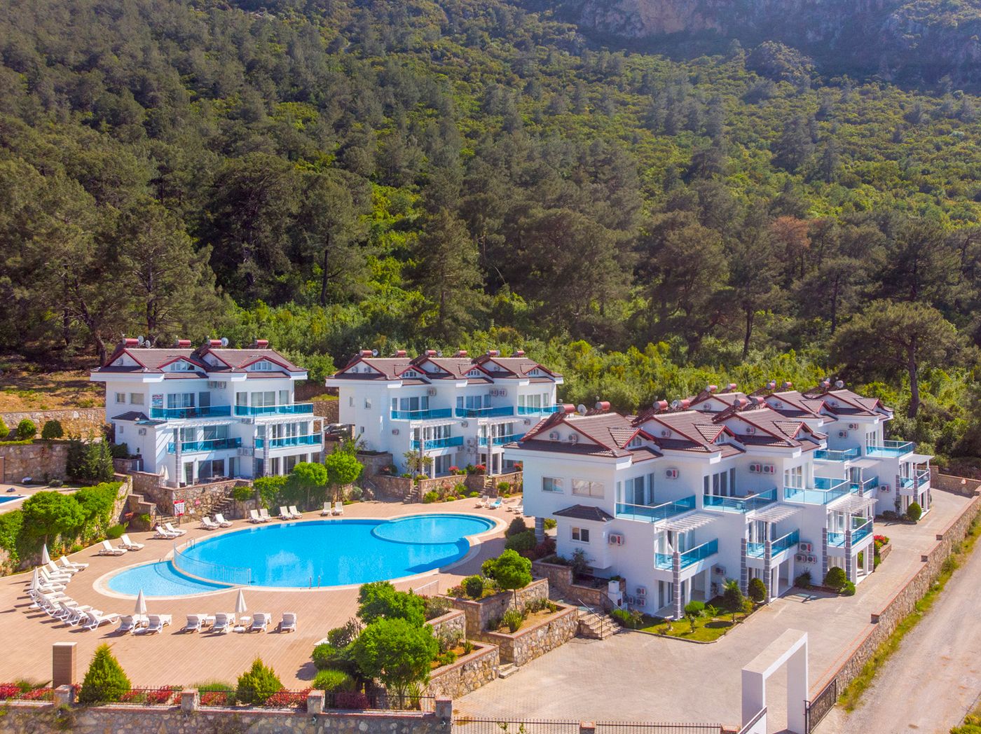 Orka Royal Hills Apartments 