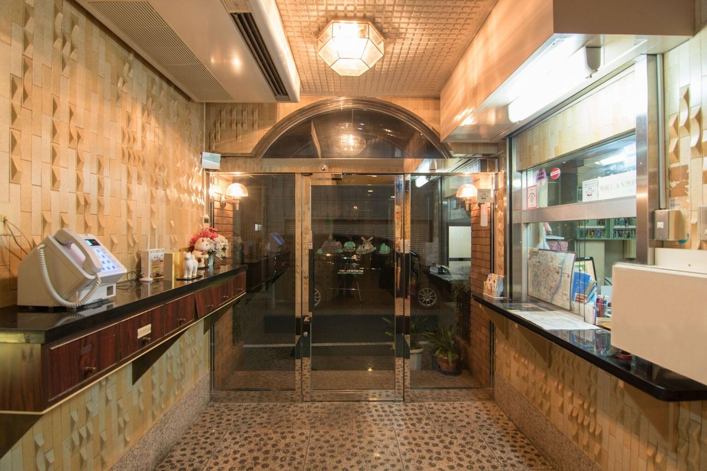 Business Hotel Fukudaya-Japan-TOKYO-Lobby-7