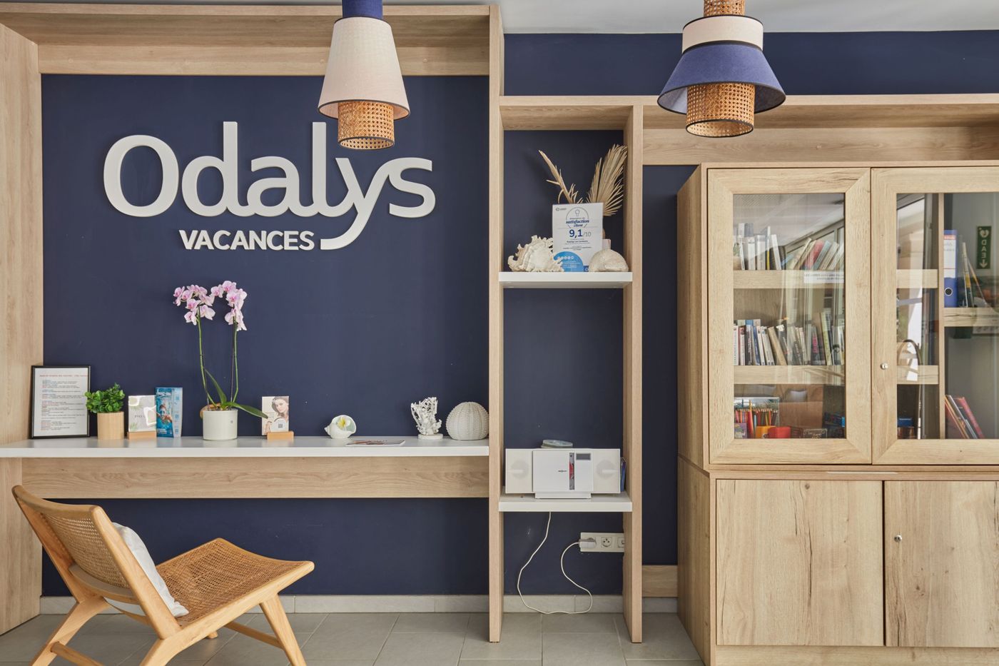 Residence-Prestige-Odalys-Les-Canissons-Lobby-63