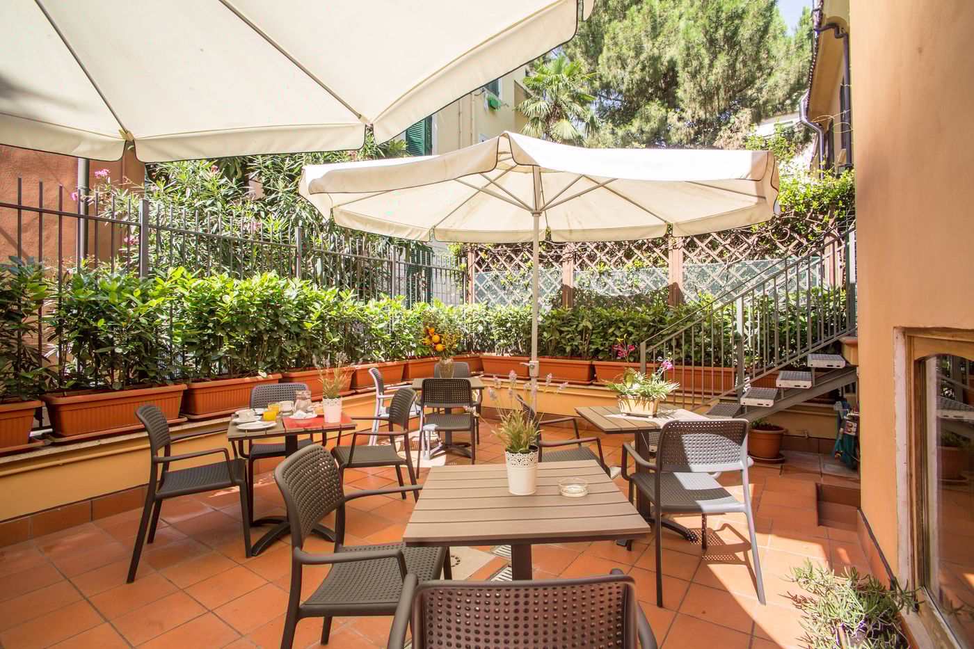 España-Italy-ROME-Terrace-1