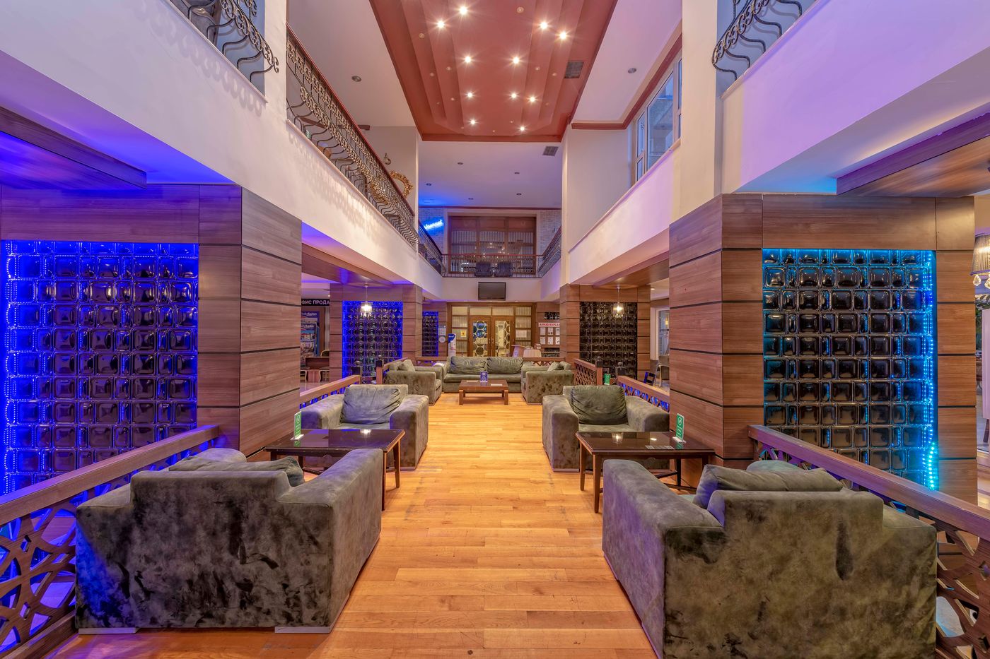 Armas Kaplan Paradise