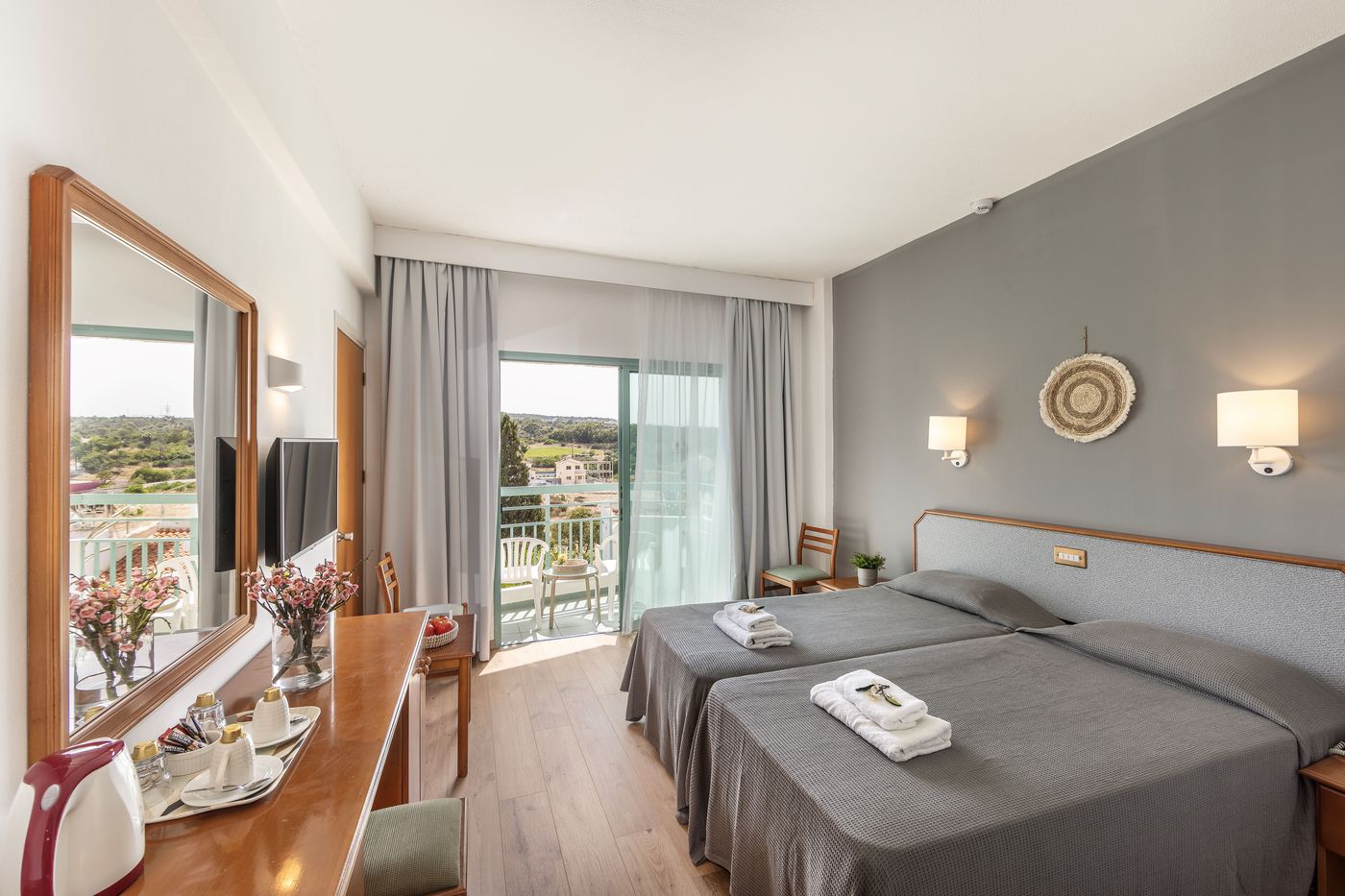 Antigoni-Hotel-Room-15