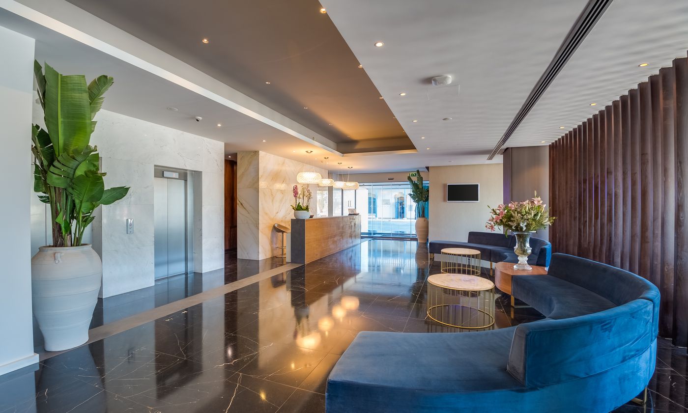 Sun-Hall-Hotel-Lobby-27