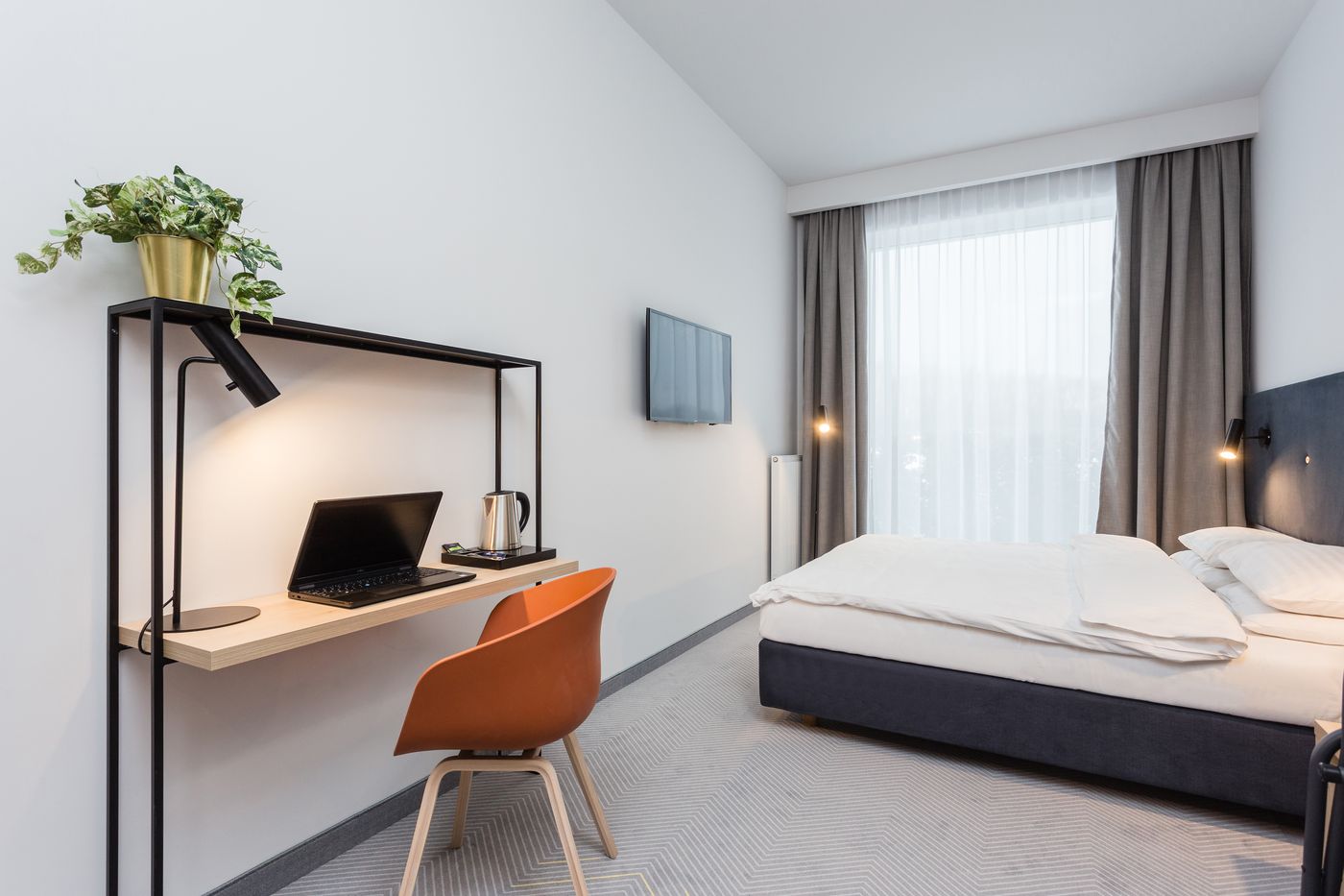 Platinum-Hotel---Residence-Room-6