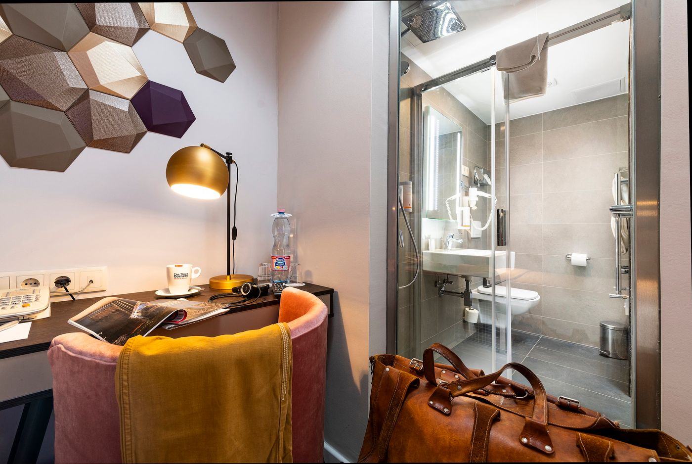 The-Three-Corners-Hotel-Art-Room-11