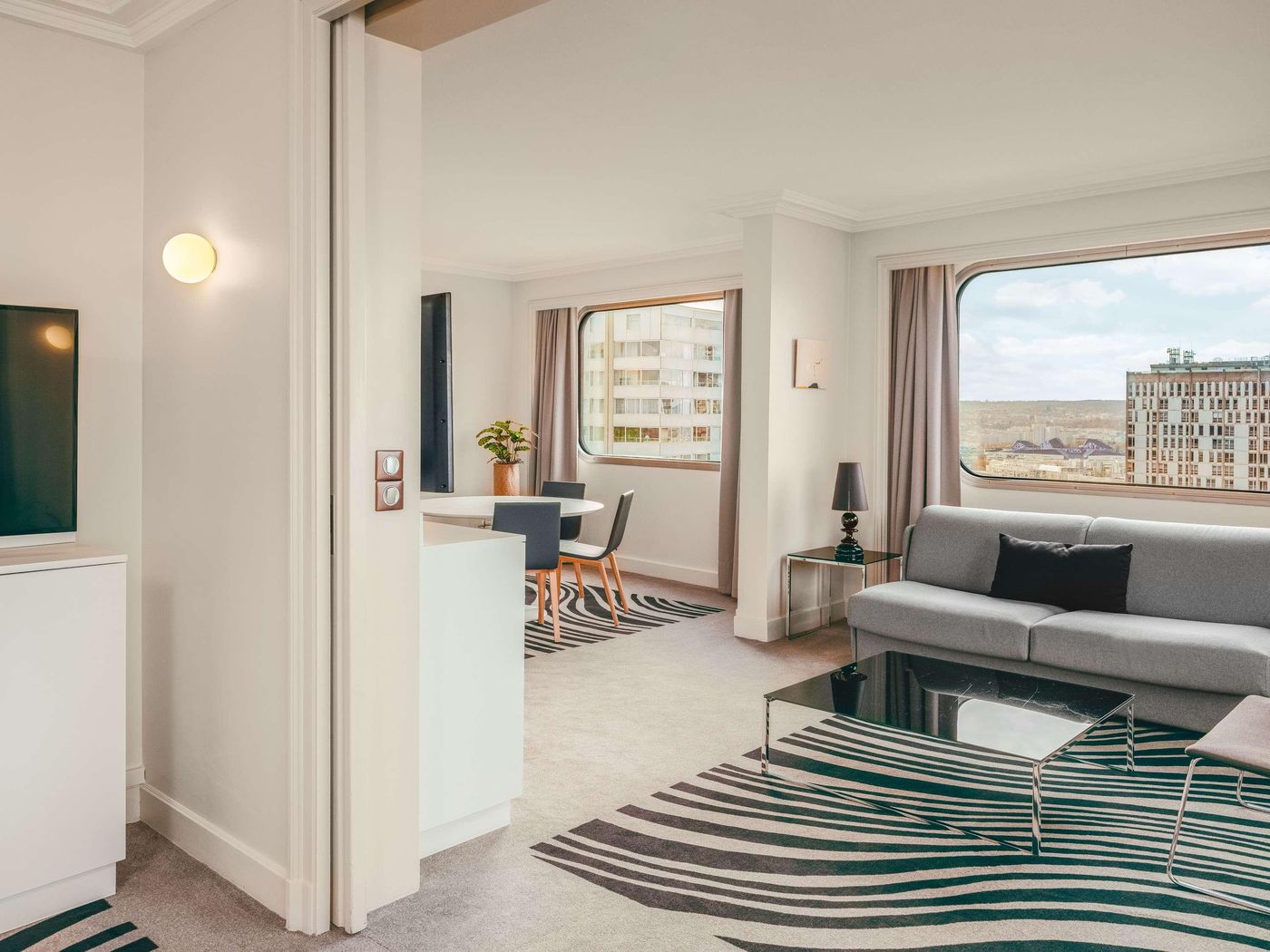 Novotel-Paris-Tour-Eiffel-Room-10