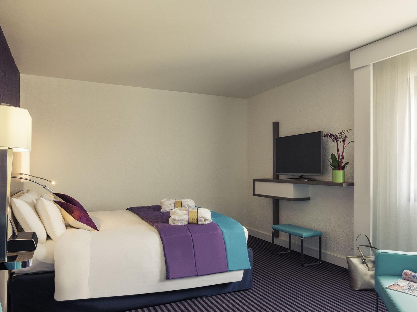 Hôtel Mercure Marseille Centre Vieux-Port-France-MARSEILLE-General view-3