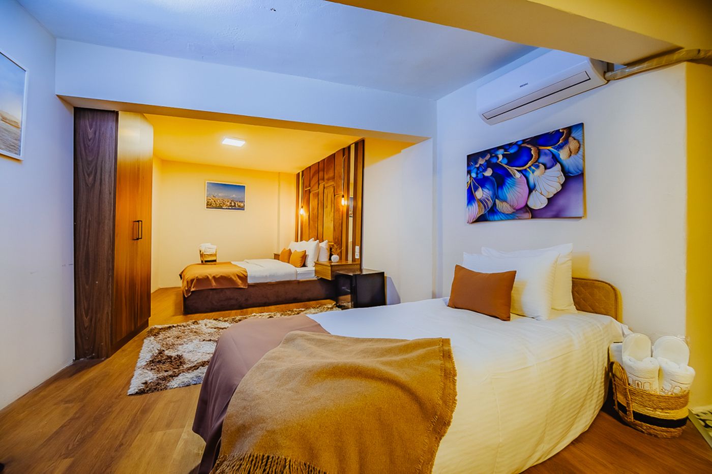 Ali-Khan-Hotel-Room-22