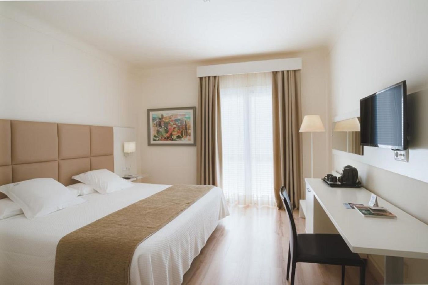 Pirineos-Pelegri-Room-8