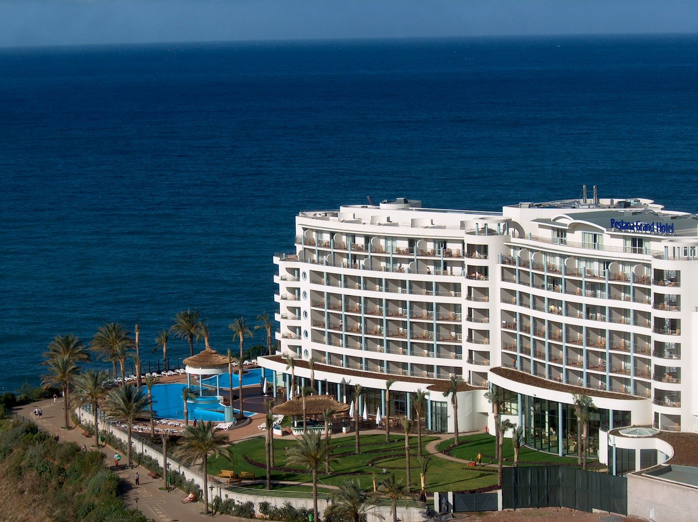 LTI-Pestana-Grand-Ocean-Resort-Hotel-General-view-7