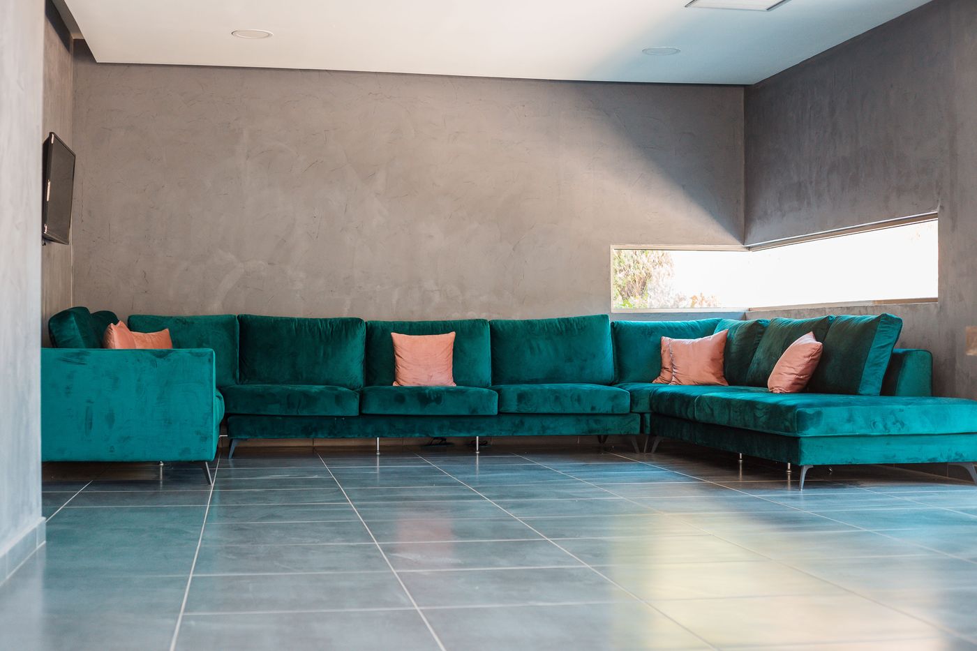 Olympia-Sun-Lobby-50