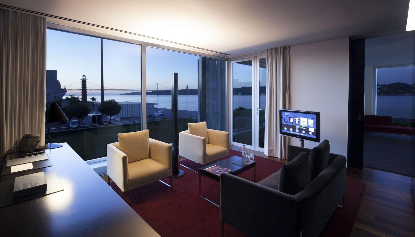 Altis-Belem-Hotel---Spa---Design-Hotels-Room-39