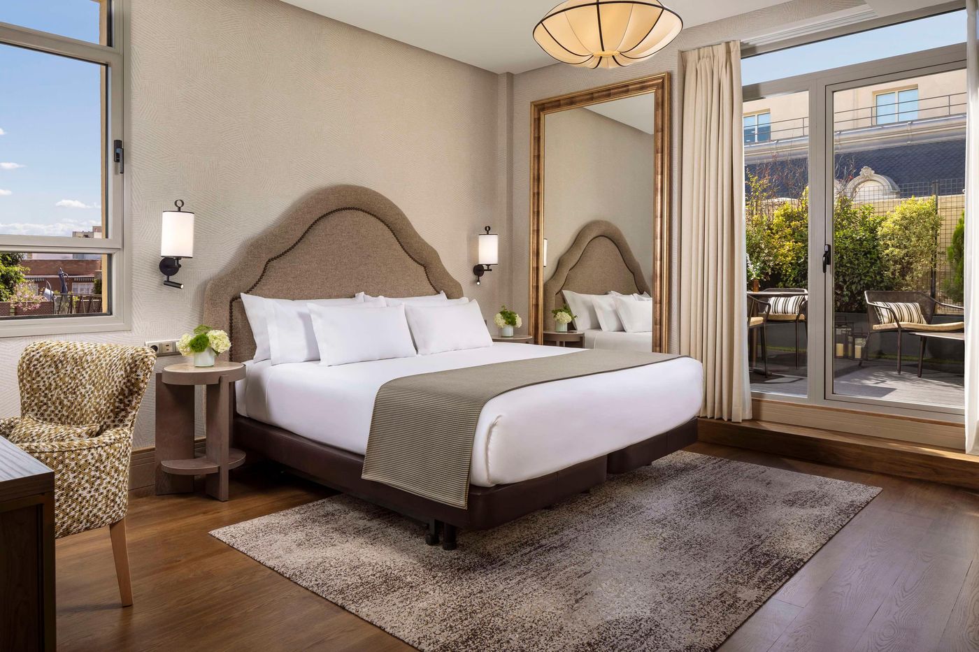 NH-Collection-Madrid-Paseo-del-Prado-Room-20