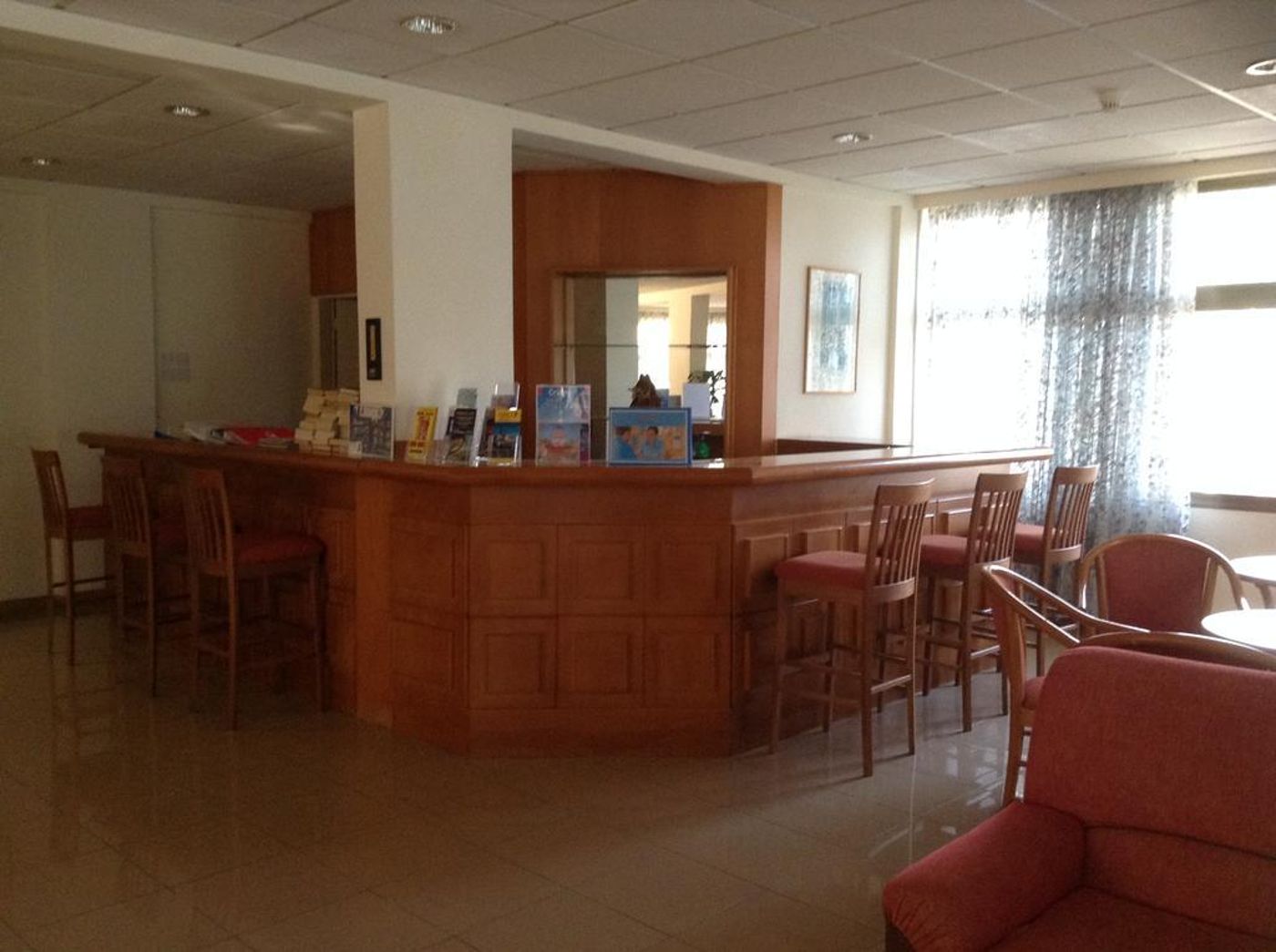 Harry----s-General-view-19