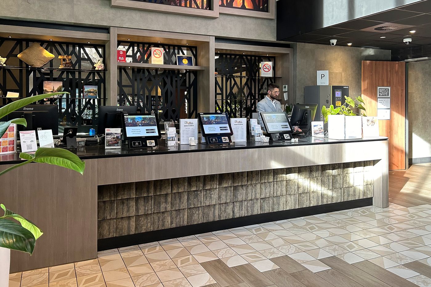 Hotel Levell-Netherlands-Amsterdam-Lobby-8