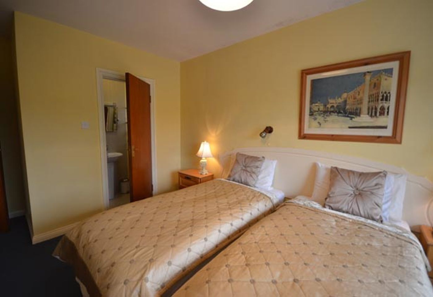 Gorman'S-Ireland-Killarney-General view-10