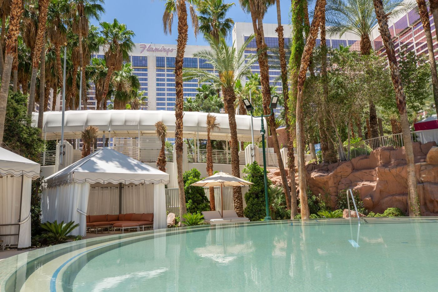 FLAMINGO-LAS-VEGAS-Pool-8