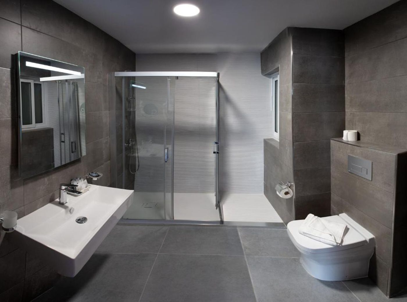 Pebbles-Resort-Room-26